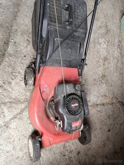Benzínová sekačka