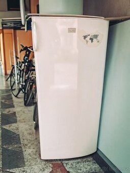 Prodám Lednice ZANUSSI 240