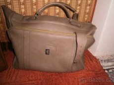 Cestovní retro-vintage taška