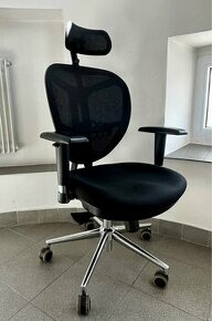 celosíťovaná kancelářská židle