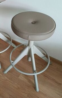 Stolička IKEA TROLLBERGET