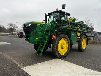 Samojizdny postřikovač John deere R4040i