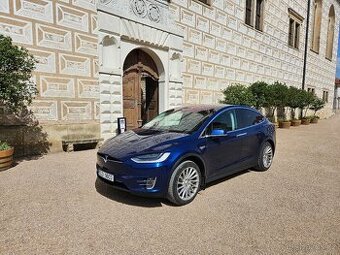 Prodám TESLA X 90D, 7 míst, 9/2016, nabíjení ZDARMA SC01