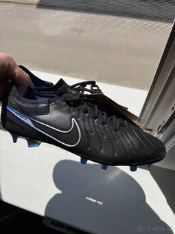 Nové Lisovky Nike Tiempo Legend 10 Elite FG (UK 8; EUR 42,5)