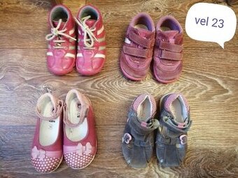 Botičky pro holčičku vel 23,24,26,27