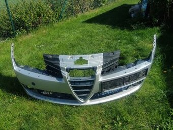 Přední nárazník alfa Romeo 159