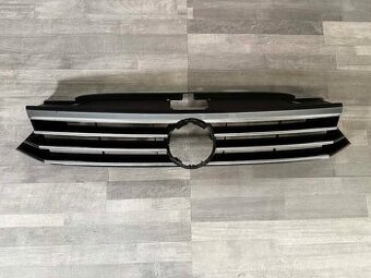 VW PASSAT B8 3G 14-19 - maska bez znaku 3G0853653