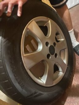 Pneu 4x  195/65R 15