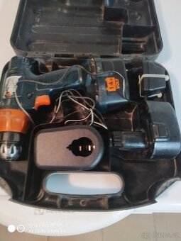 Aku šroubovák Black &Decker