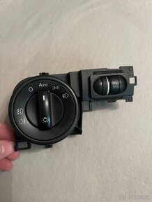 automatický spínač světlometů 7L6 941 431 AJ