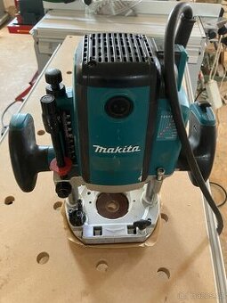 Frézka Makita RP 2300FC