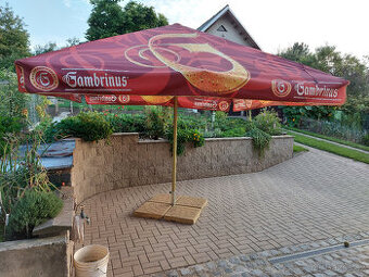 Hospodský slunečník Gambrinus