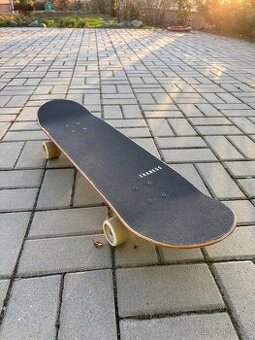 Skateboard craness