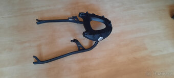 CBF Topcase + Plotna Givi