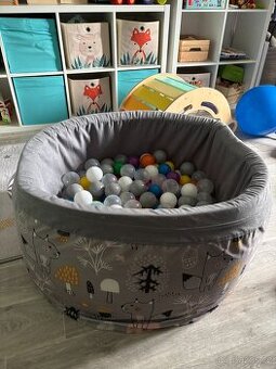 Dětský set – bazének, autíčko a kuličková dráha