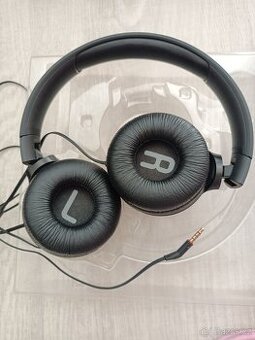 Sluchátka JBL Tune 500