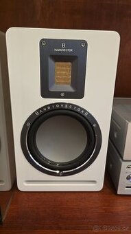 Audiovector QR 1 SE