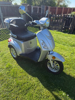 El. tříkolka bez řidičáku Bendi rok 2022