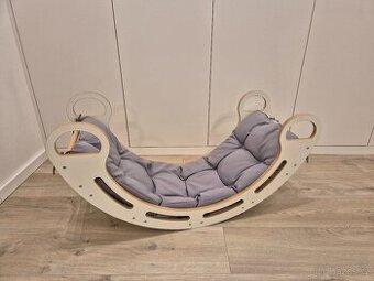 Dřevěná houpačka / oblouk