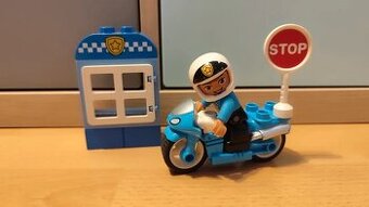 Lego duplo - policista na motorce
