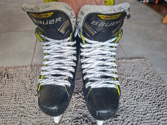 Brusle Bauer Supreme 3S vel. 6,5 FIT2