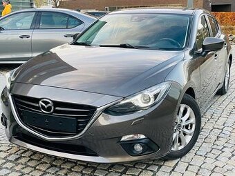Mazda 3 2.0i BENZIN AUTOMAT VÝHŘEV LED SENZORY