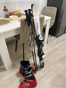 Lyže dětské + hůlky + lyžáky