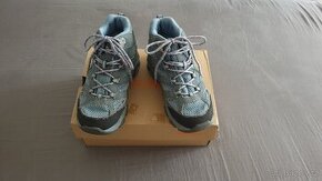Trekingové boty zn. Merrell vel. 32