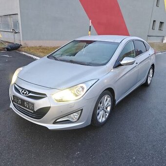 Hyundai i40 sedan 1.7 crdi 100kw automat