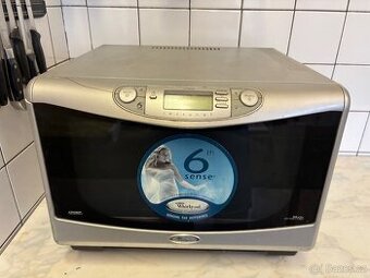Mikrovlnka Whirlpool