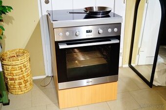 Miele nerezový vestavný sporák H 2164E, ližiny, indukční des