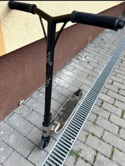 Freestyle koloběžka MOVINO