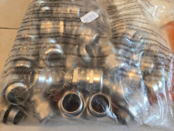 Díly na vzduchařinu / elektroniku / atd