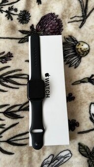 Prodám Apple watch se 44mm (při rychlém jednání sleva)