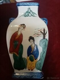 Starožitná porcelánová váza