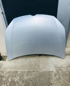 vw volkswagen golf VI 6 kapota predni stribrna