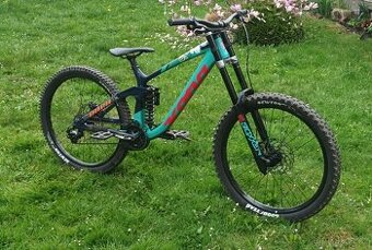 Prodám downhill Kona Operator (posílám poštou)