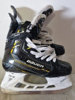 Brusle Bauer M5 Pro Jr