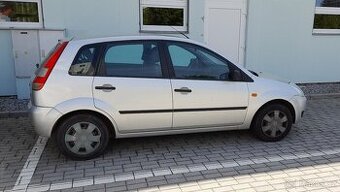 Ford Fiesta 1.3, 2003, pouze 101 000 km