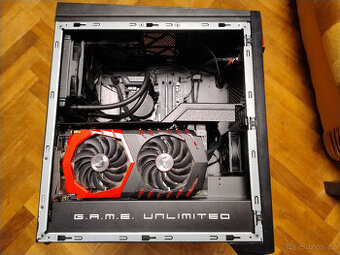 PC s i7 9700k + GTX1070 + 32 GB RAM