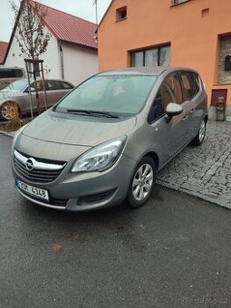 Opel Meriva 1.4 16V 2015 1. majitel ,nové v ČR