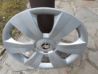 ORIG. POKLICE Škoda 15", 1 KS, ORIG. ČÍSLO 6V0601147C MHB