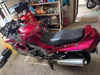Kavasaki zzr 600