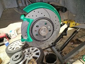 Prodám adaptery na uppgrade zadních brzd 280mm