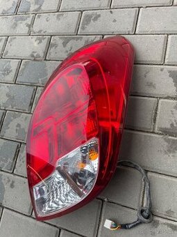 HYUNDAI I20 pravé zadní světlo - 1