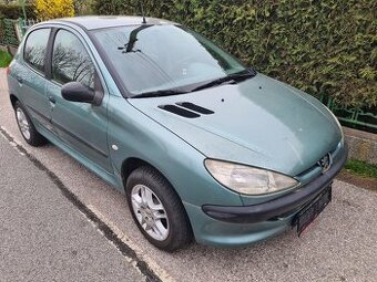 Peugeot 206 1.4 i - 1
