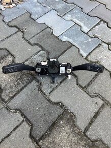 Páčka stěračů a blikačů Škoda Octavia 2
