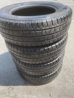 4 ks zimní dodávkové pneu Pirelli 195/70R15C