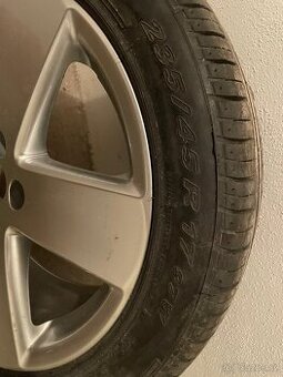 Letní rezervní kolo r 17 na vw passat b 6 plnohodnotné.
