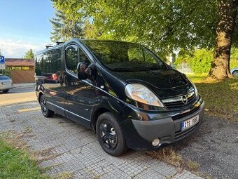 Opel Vivaro Life Westfalia 2.5 CDTi 107 kW – 7 MÍST, OTOČNÁ